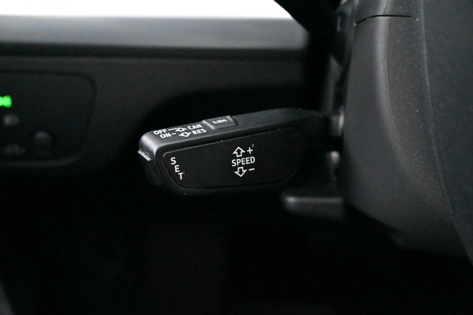 Car Image - 1nhCL3iWTeRETnCsgUteUU