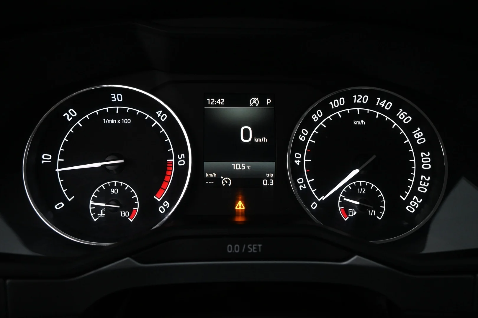 Car Image - jED9IBC5cv4NGFKDLZNA2