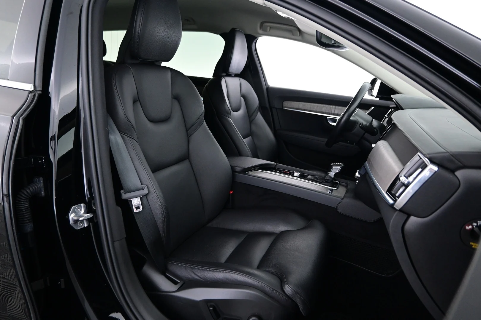 Car Image - 3S97yGlK444vOhzKbO8TnM