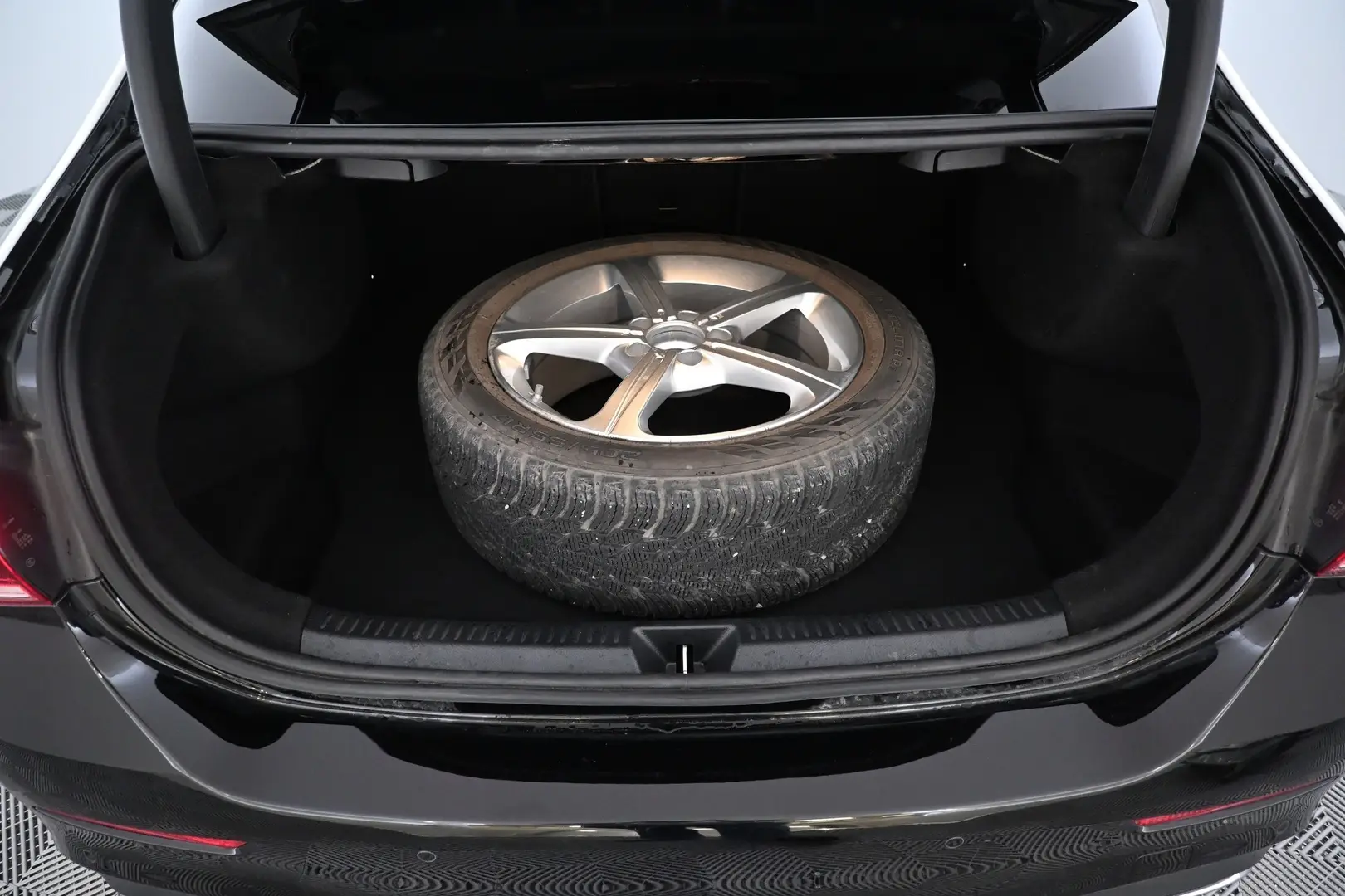 Car Image - 3TT5ktIn3joFUhO8gzGdnW