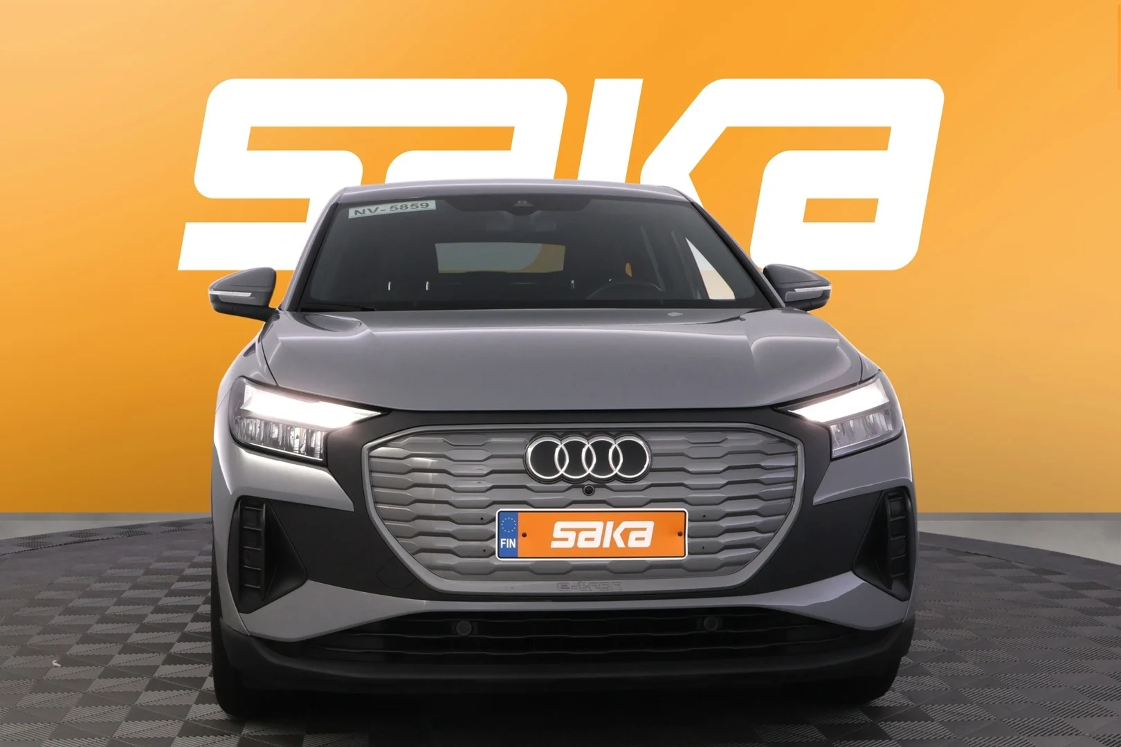 Car Image - 4MkSFGZnh8MnFvbDVEJKpg