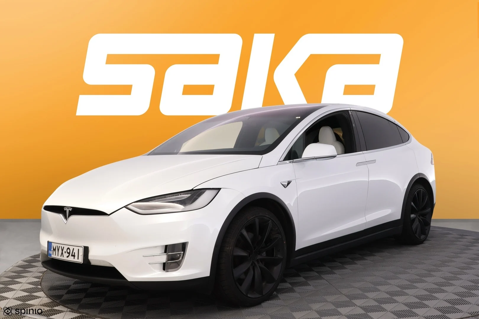 Car Image - 25b3CnE9bMXovNdVpPUK6H