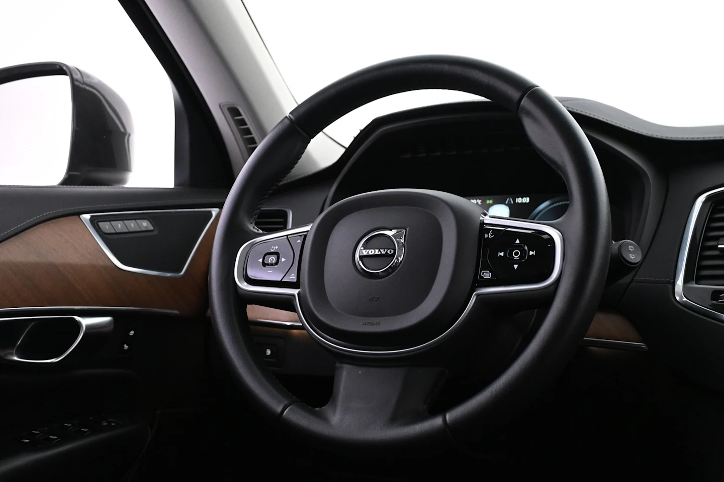 Car Image - 4TSSilqVPzvHXKbhyNBVWJ