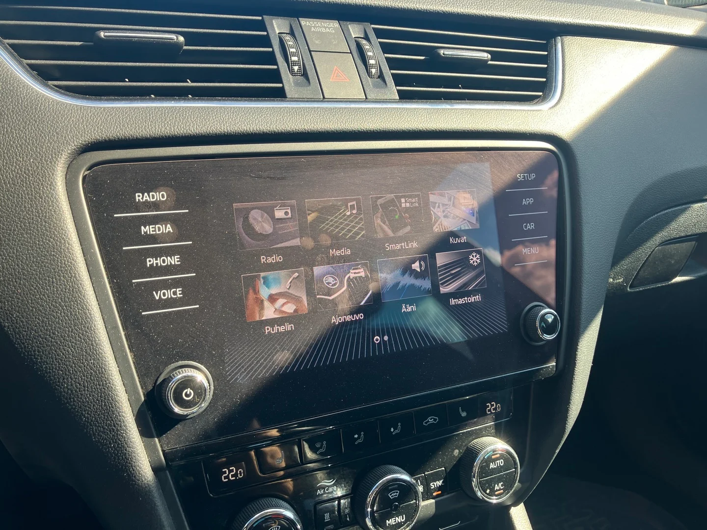 Car Image - 6Wi0IzmUYYn4NZwi6ZUrgv