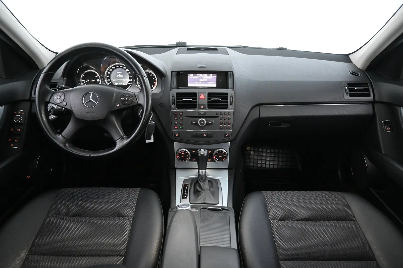Car Image - 2uSTUyxaThj2RpPXIGzKLA