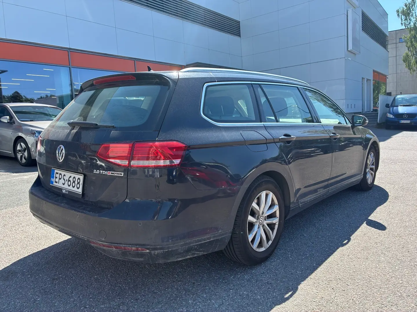 Car Image - 580qTQSA8WGdoVld9QSxGN