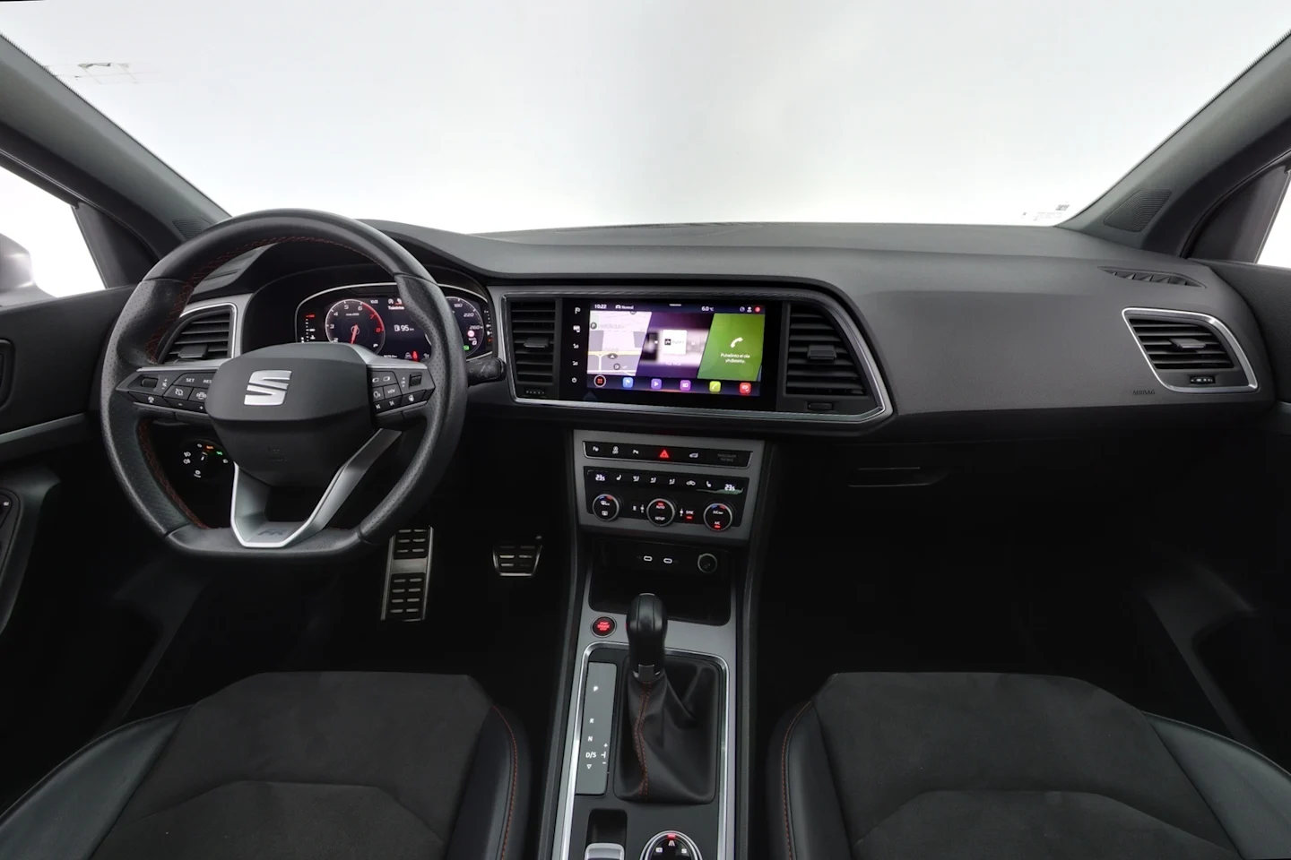 Car Image - 2IDL9CaAIrZQ7dg9oBM20G