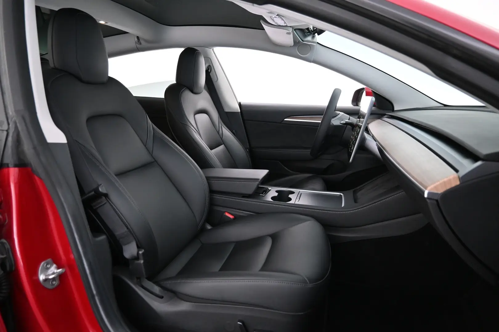 Car Image - 560ZiYk4nm4h6apQzeCViO