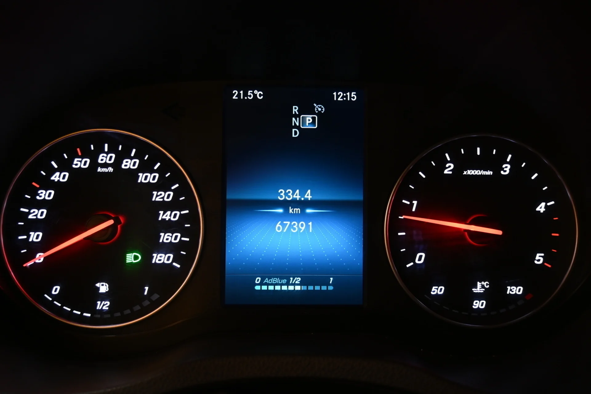 Car Image - 7eiNfV2ME8gYSW3vamd9YL