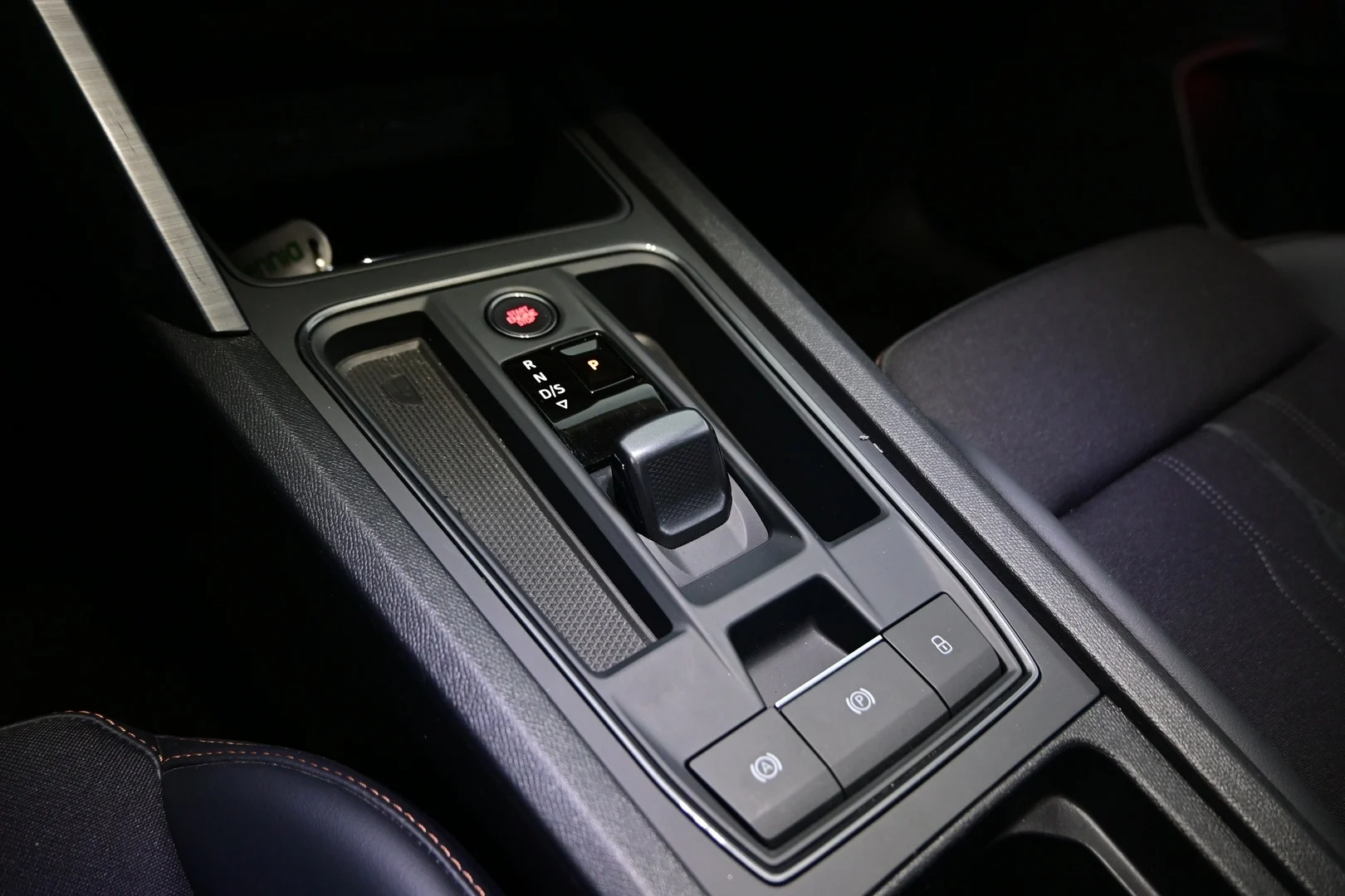 Car Image - 4IDpvpcBNr2rdOHiHA7Lby