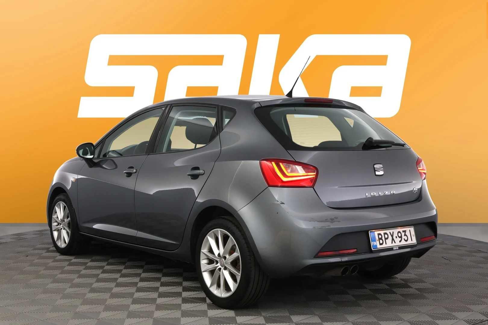 Car Image - 5dtHuUwIjnYxjoJY26c6ti