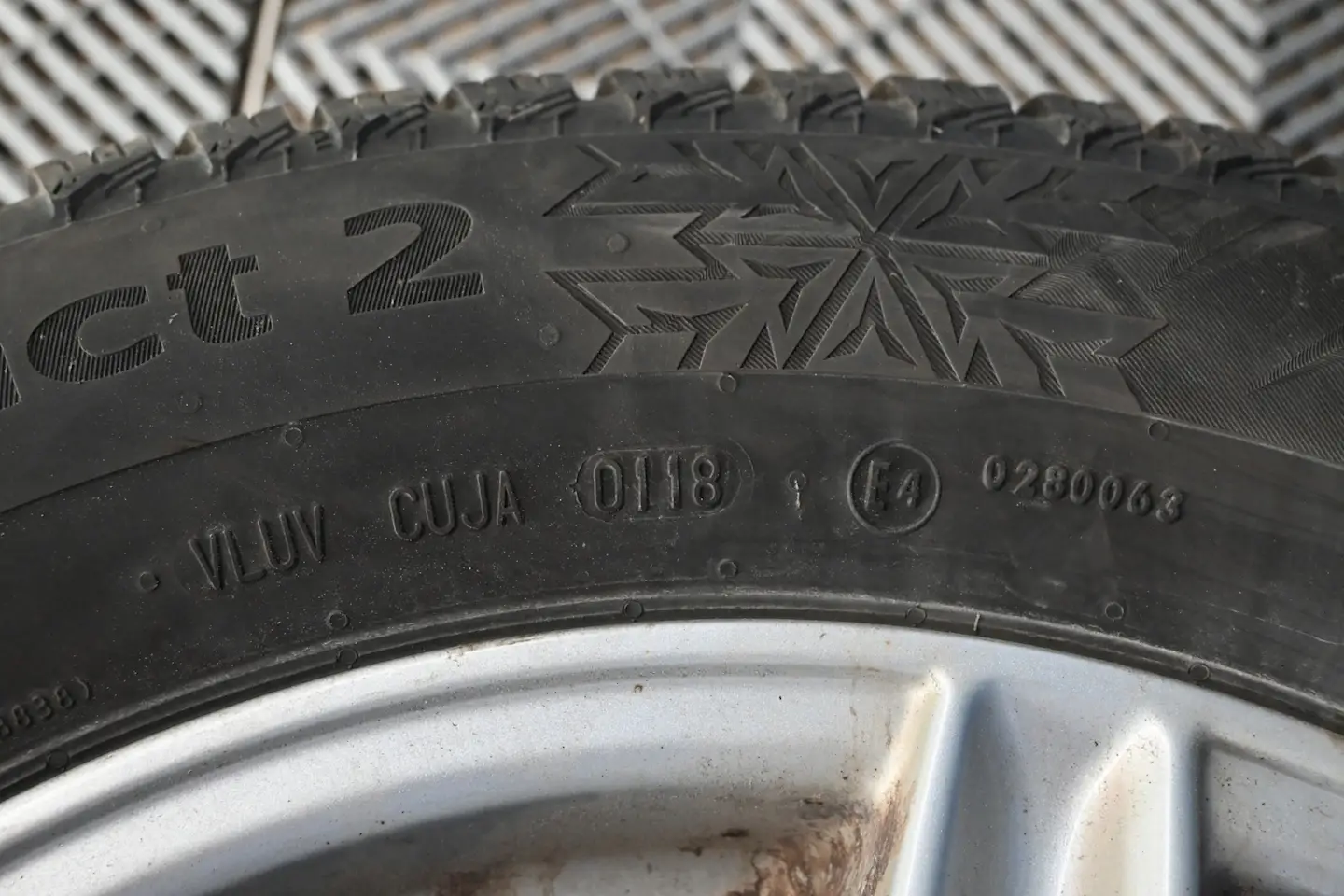 Car Image - yOz3wSoch5XVpoD4J0sPa