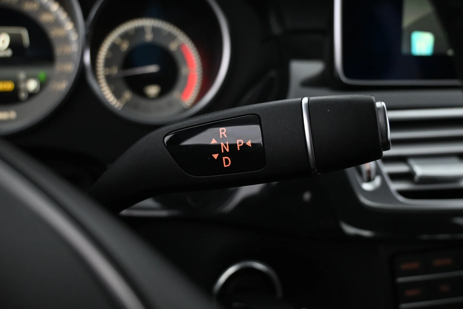 Car Image - 4UybfMvqlRa3Wusjx0LfE3