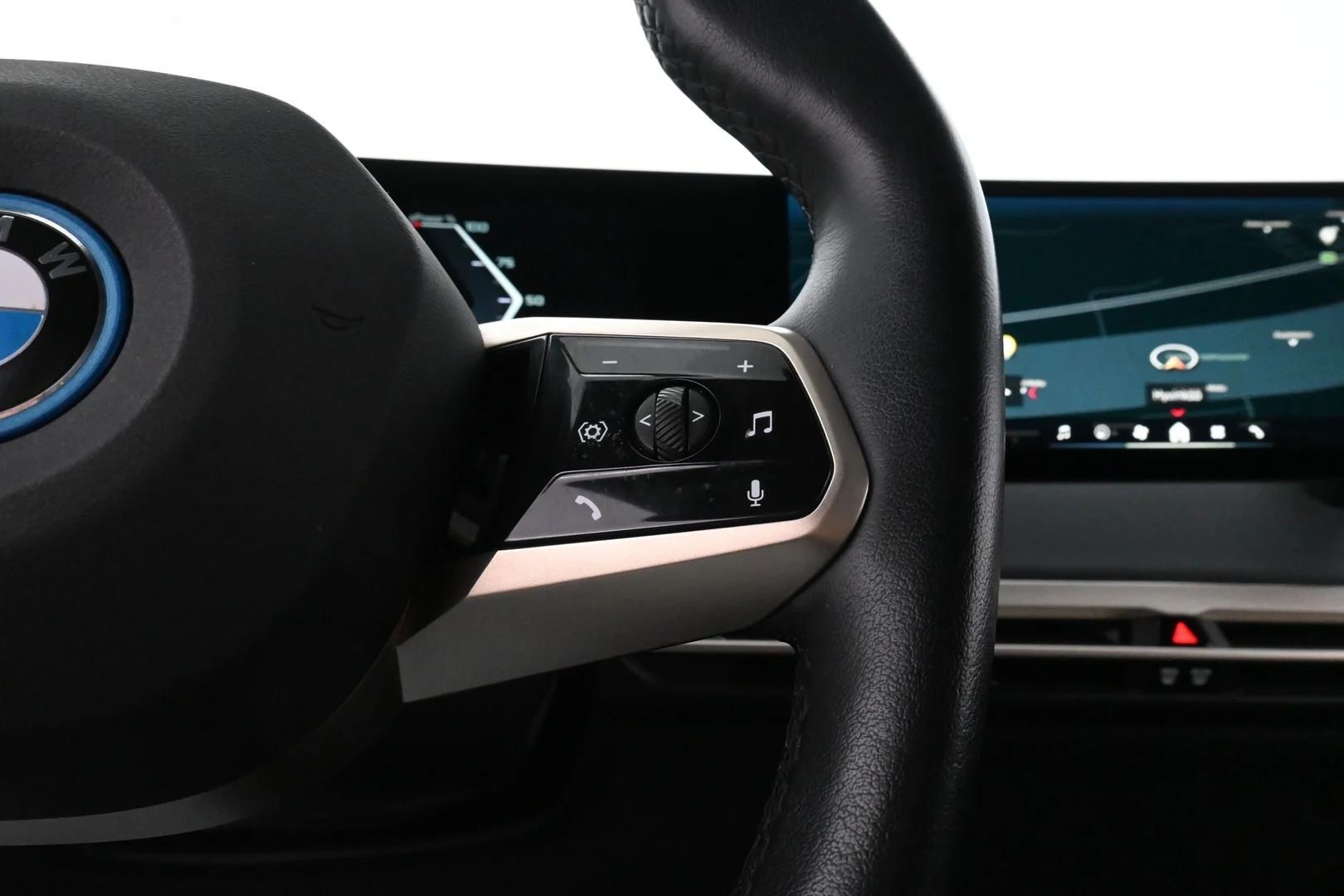 Car Image - 4K6Hz0TvUQsxtr35OYwuH7
