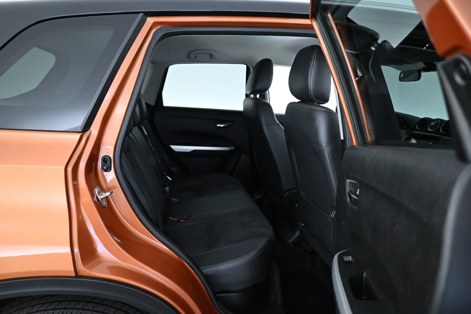 Car Image - 1Y1Uo86thGo5VNhpZWtDa8