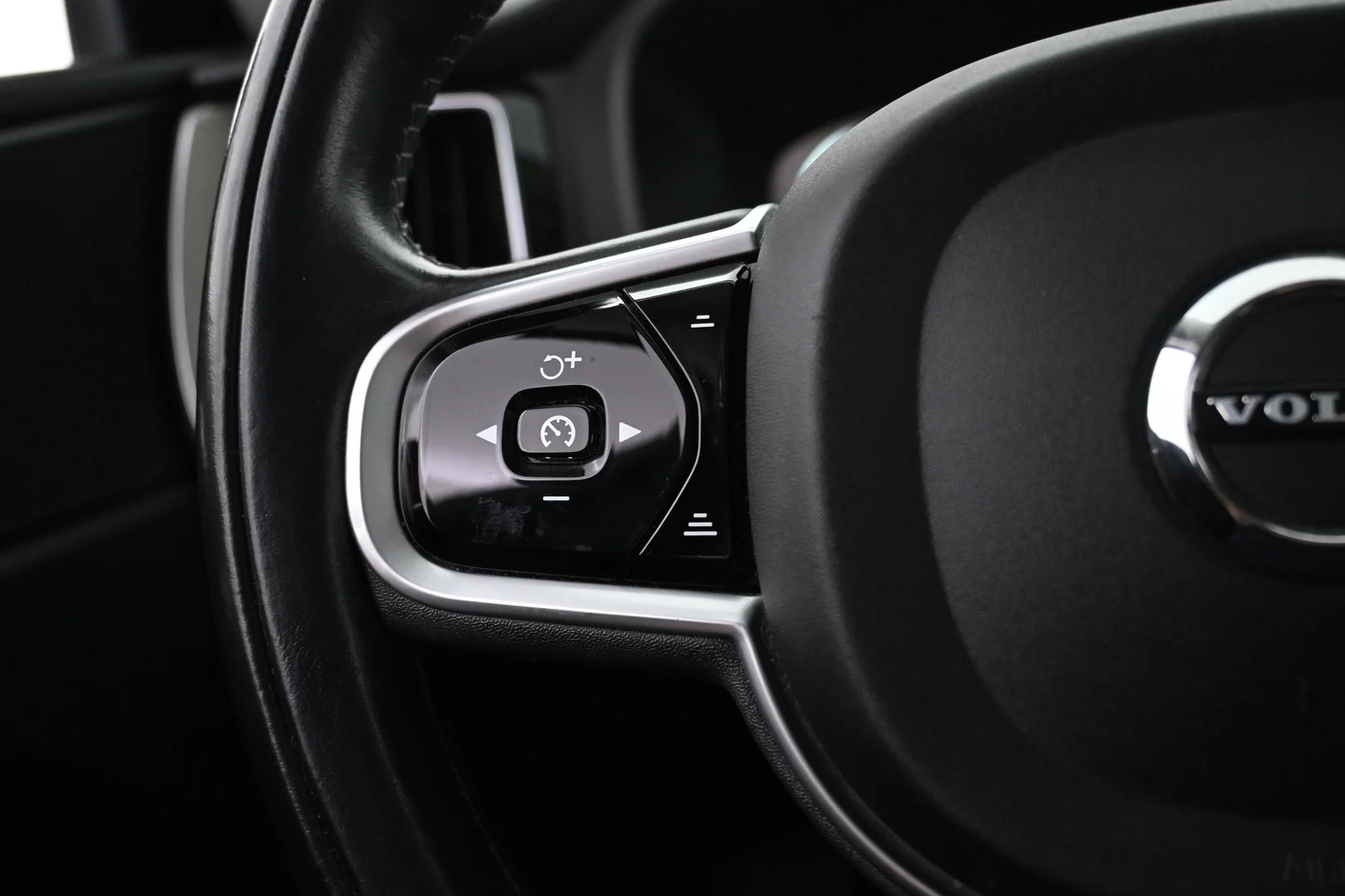 Car Image - 3SMB7hdZZefTWB4bY4GmSg