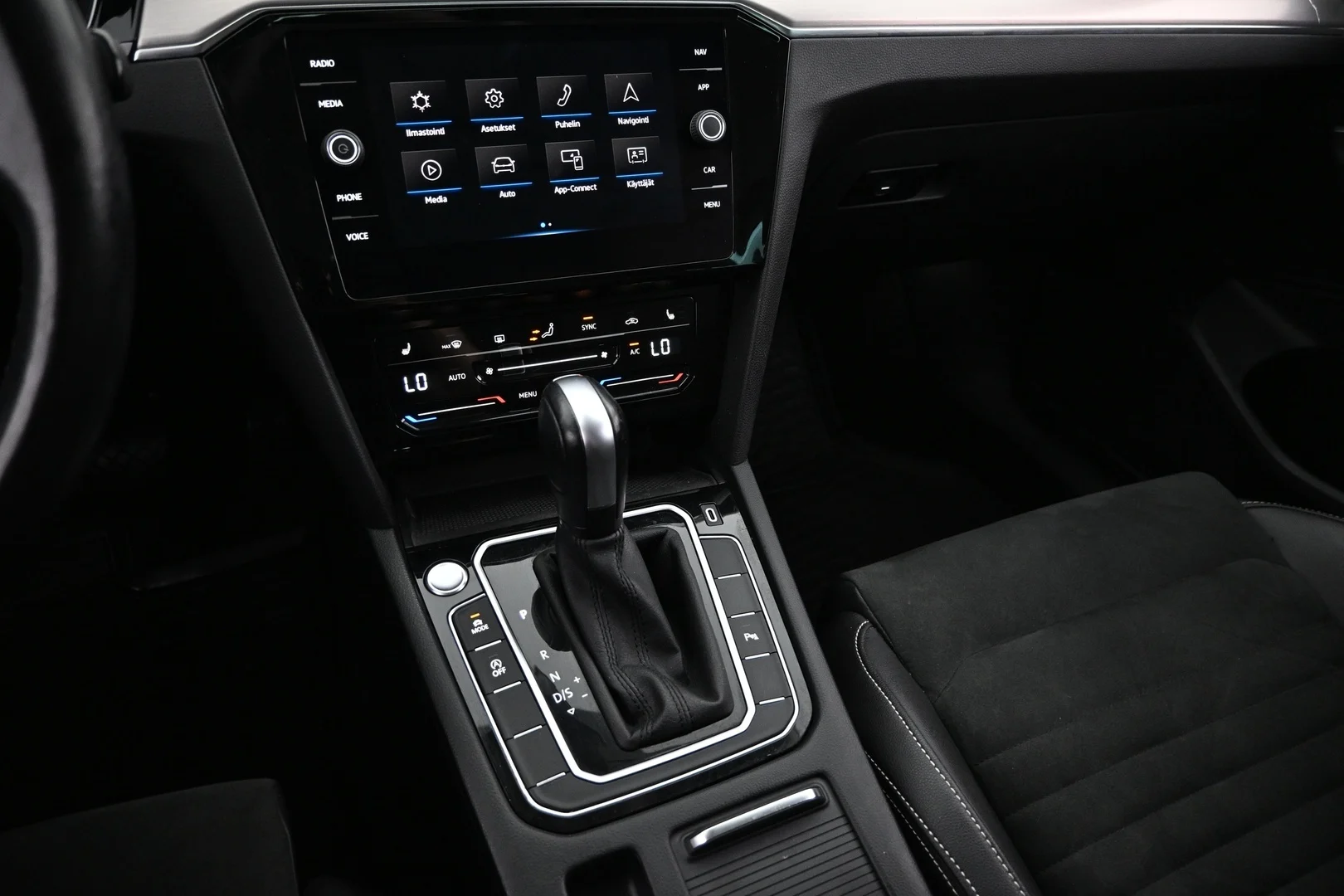 Car Image - 6GWdNznBUwsyxVcr3MGaMb