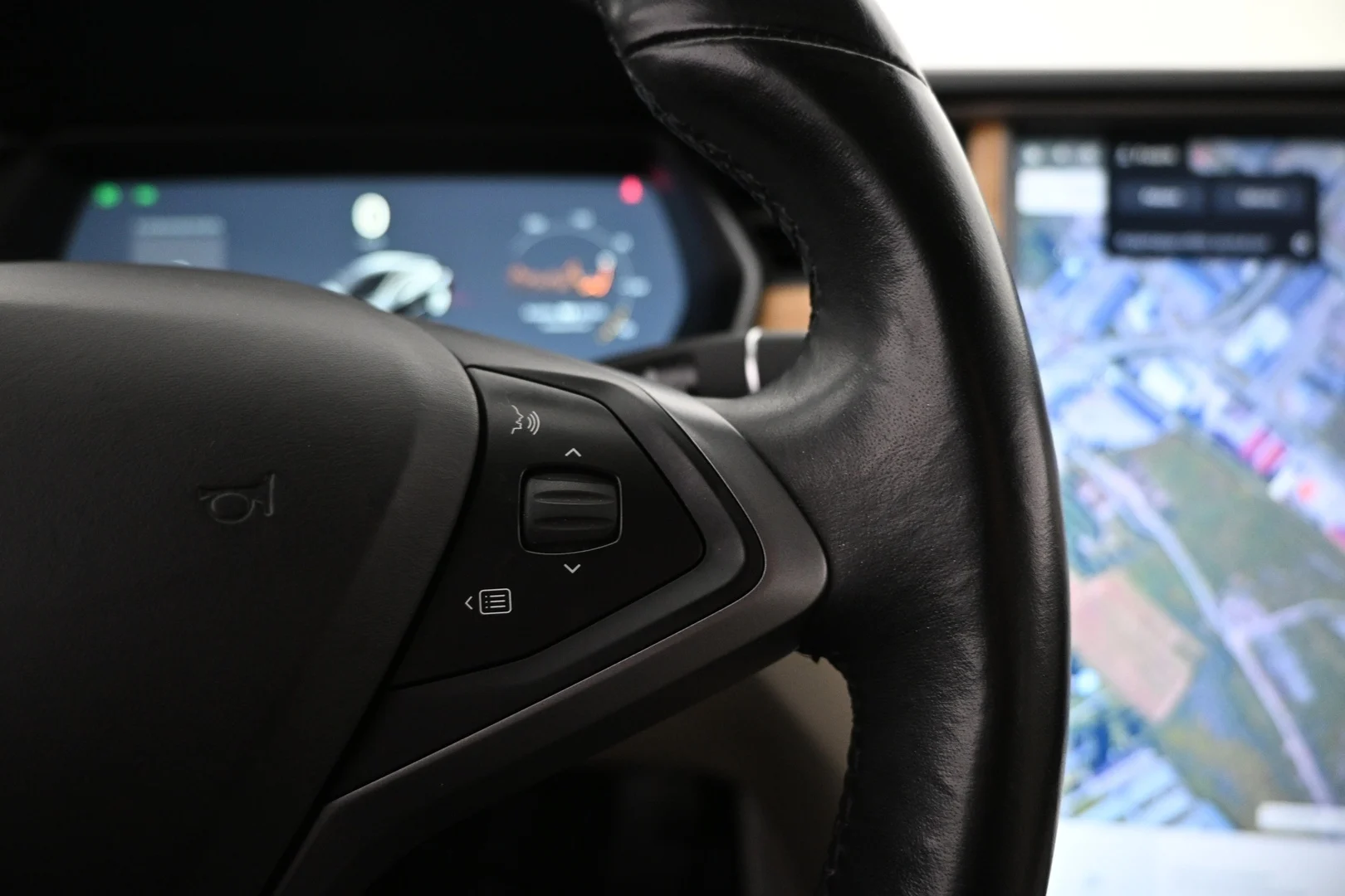 Car Image - 7v5E37ez4iaST2zpj2sleO