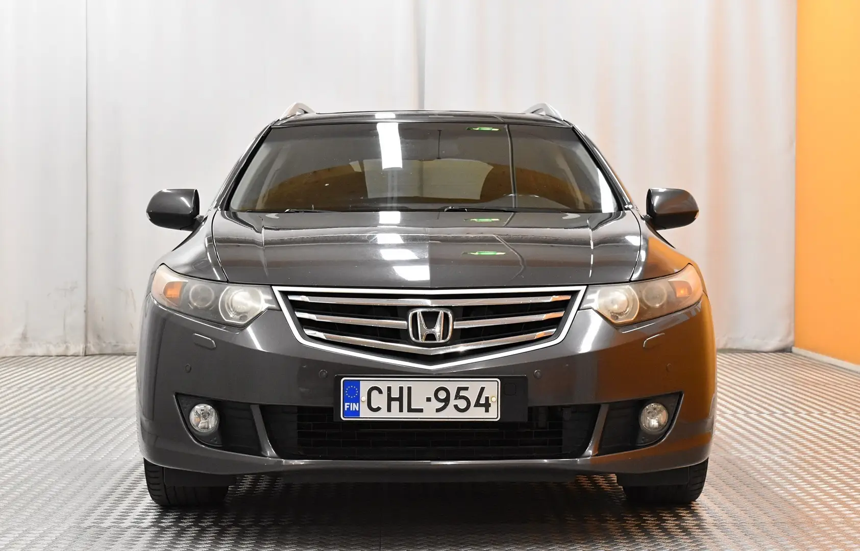 Car Image - qLJ4DGhbebpRa6HcJoZke