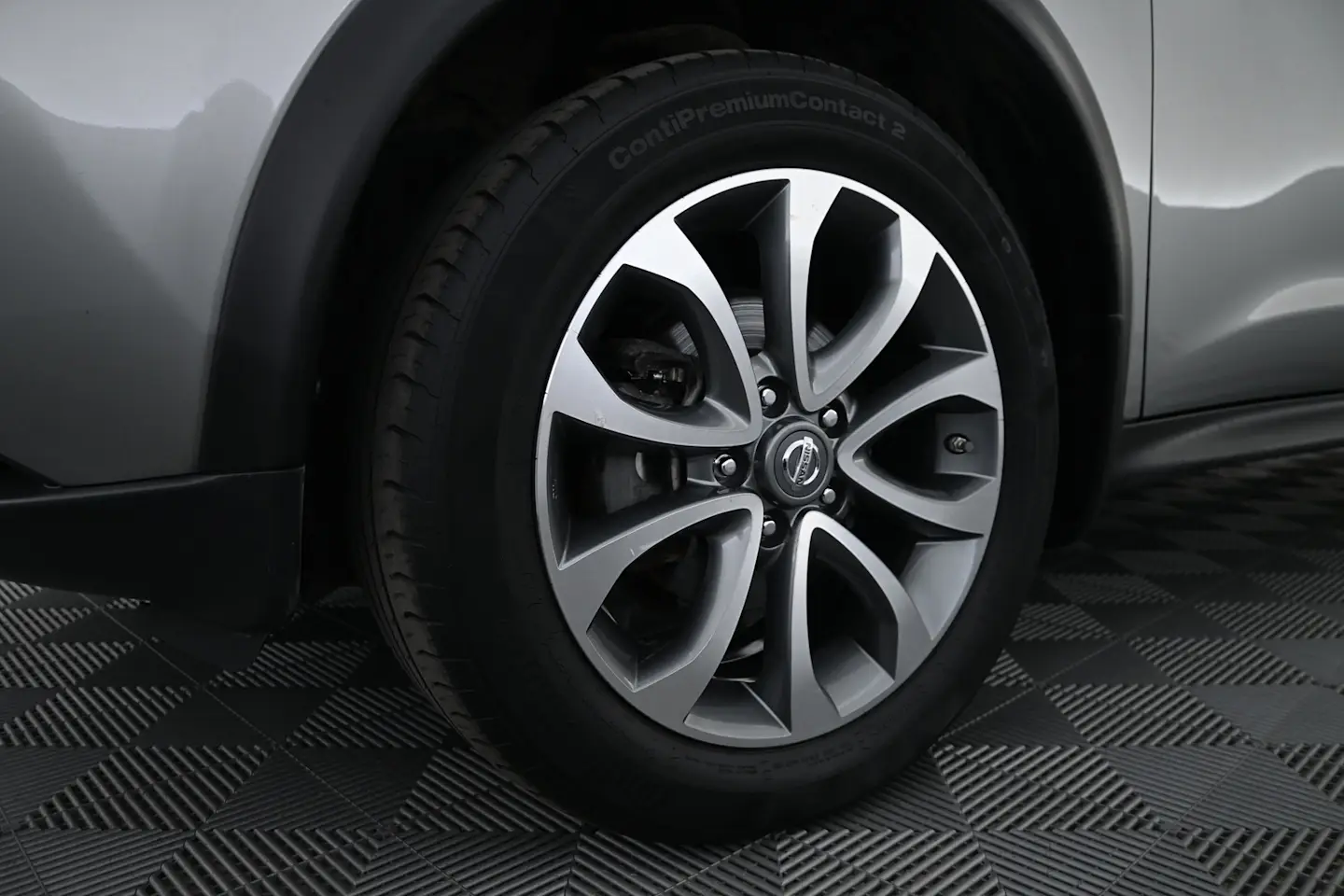 Car Image - 5zDHIYtD5Xn496zr3VTKv6