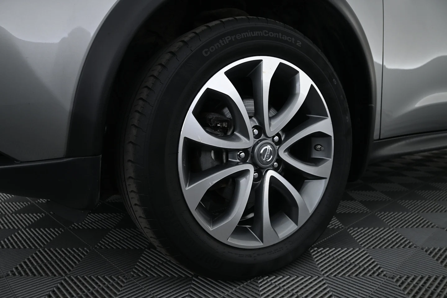 Car Image - 5zDHIYtD5Xn496zr3VTKv6