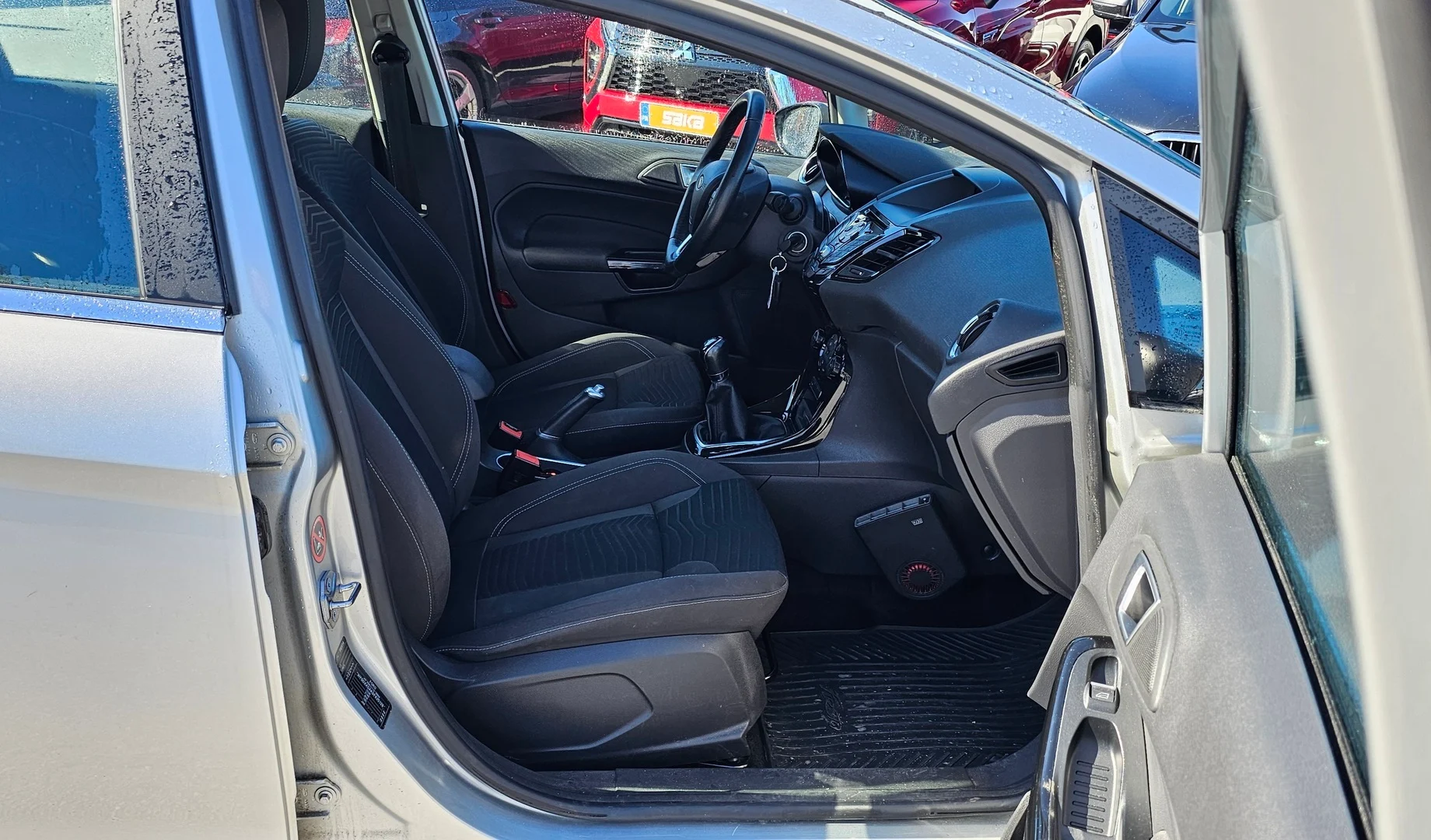 Car Image - 2M3xhi36ZDSkD5ynduaWsE