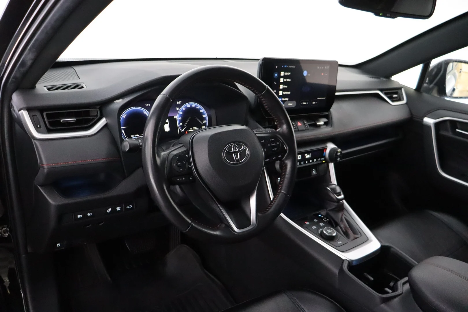 Car Image - 2PVGWbRiVsnIB5ogQ8ZQKl