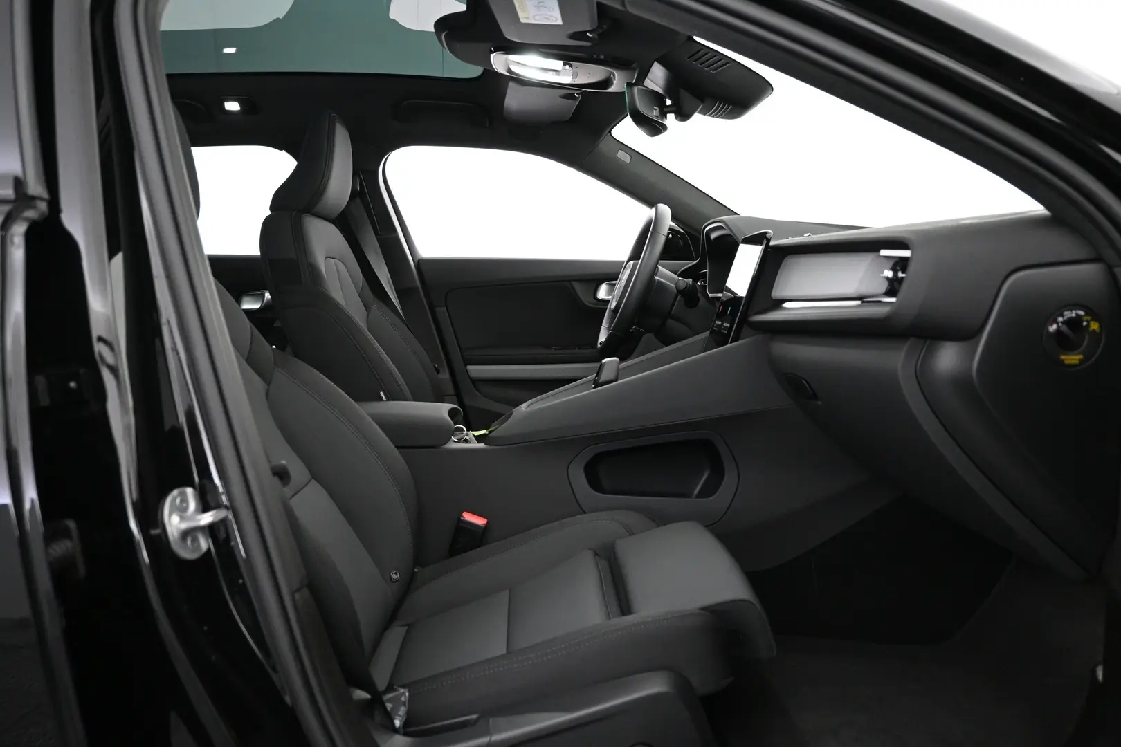 Car Image - 1aJ5UANVnX1uNafFYg8Muz