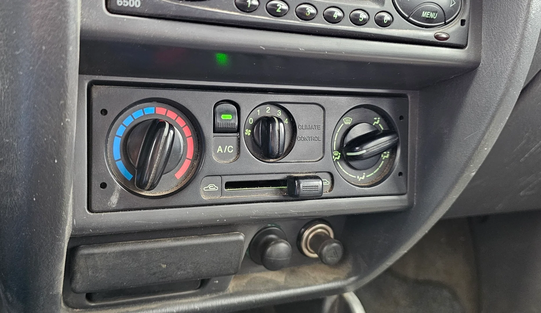 Car Image - 2uuswJt9zvpaRuG710vHDh