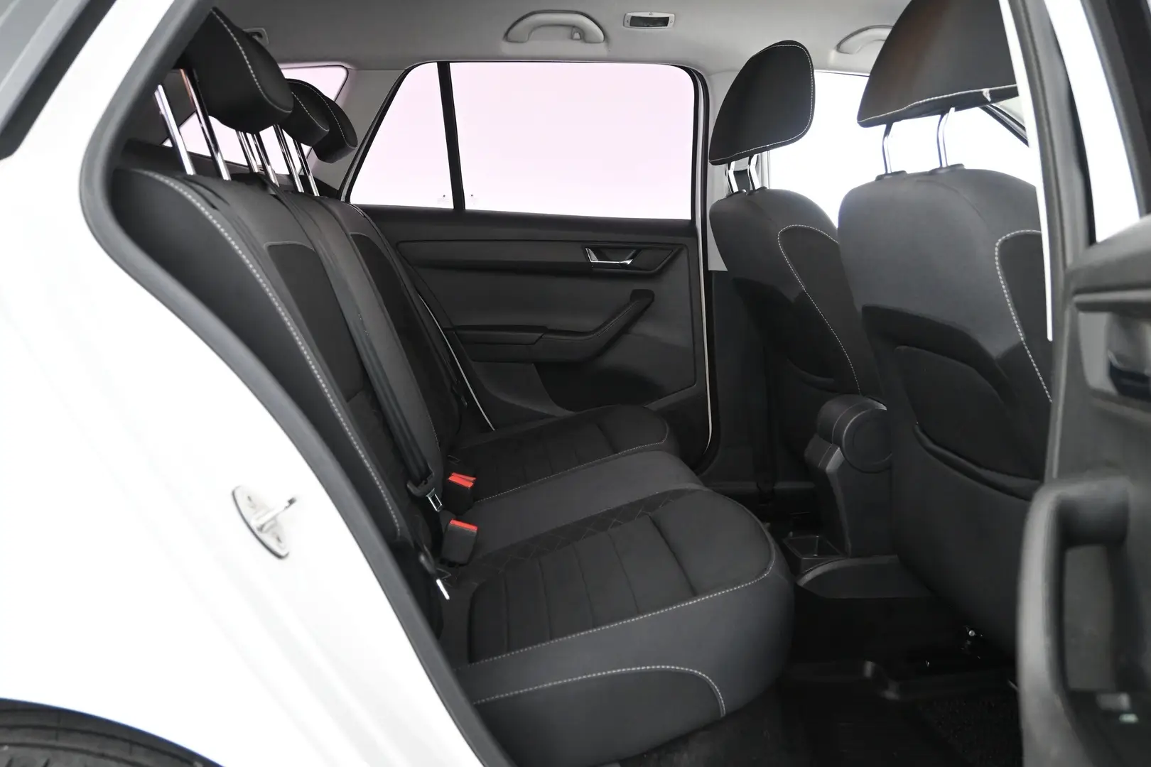 Car Image - 1HLuRVWYjBVb0U5lgCuk3x