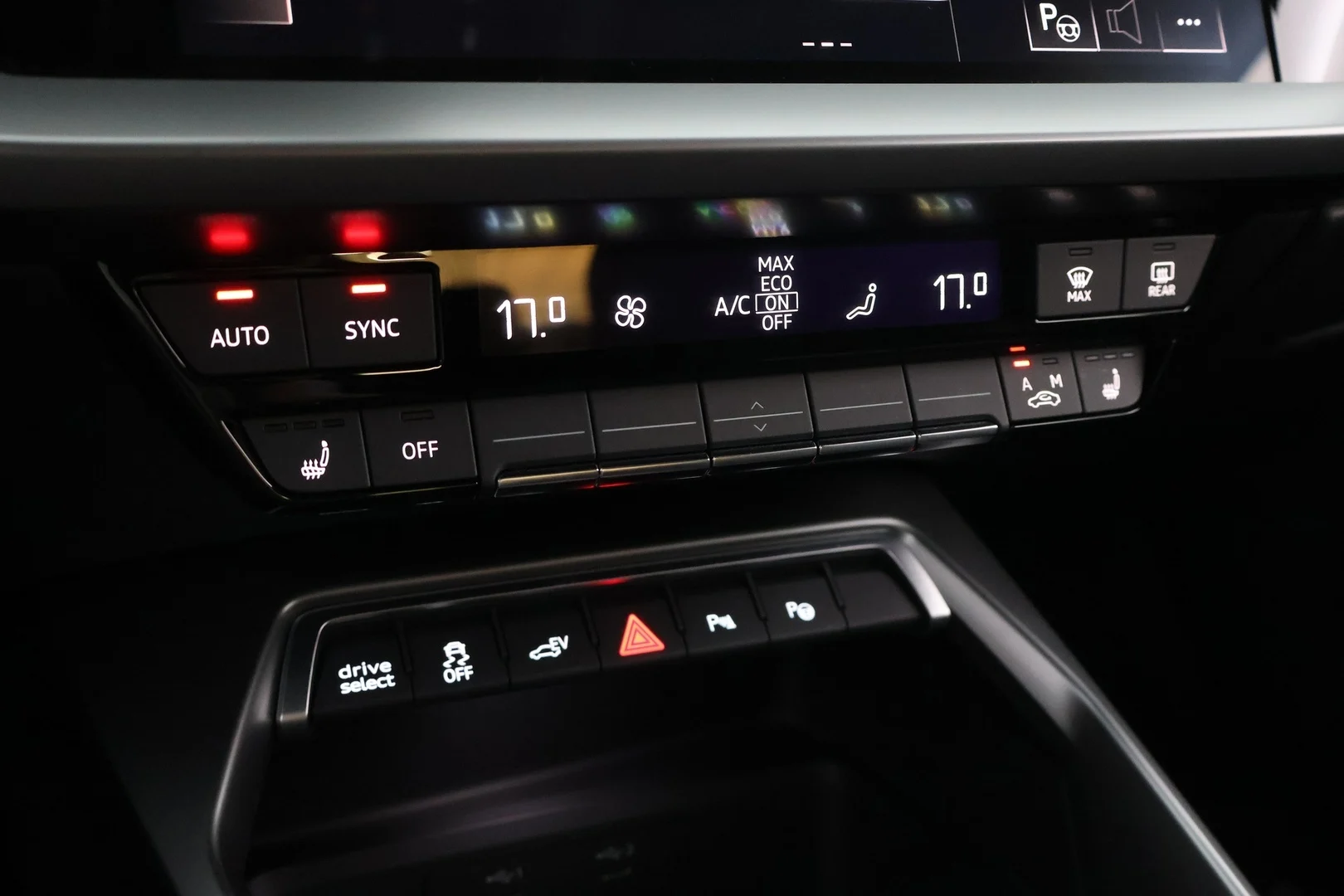 Car Image - jdtcE67d9500BdTKMjMyG