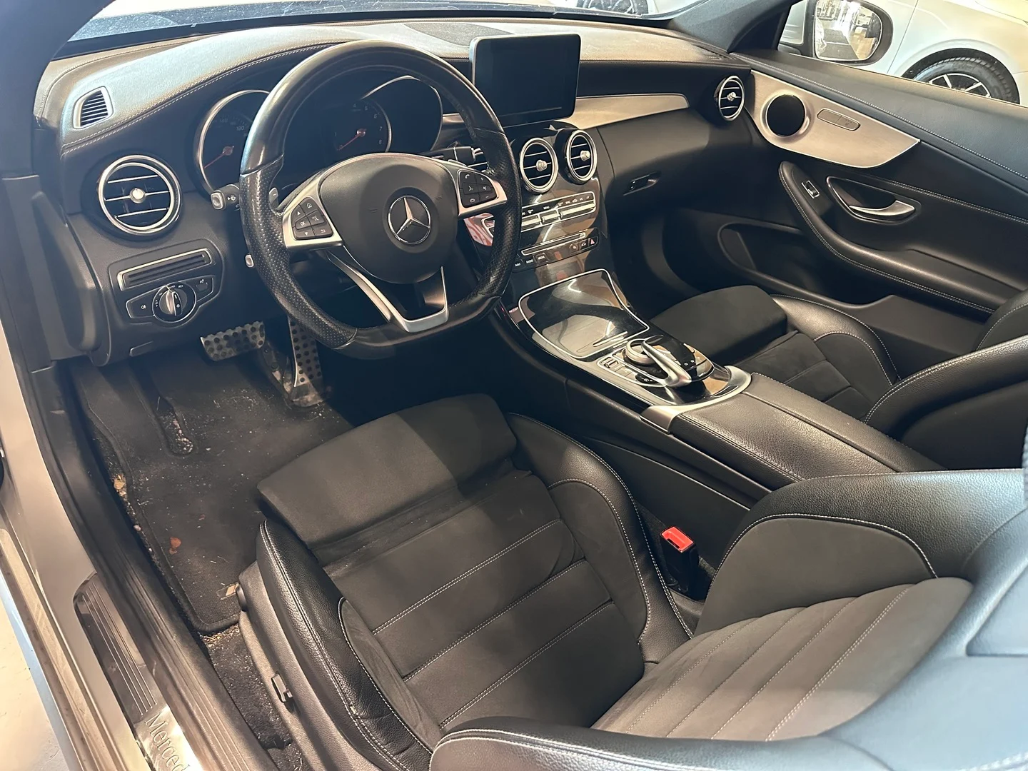 Car Image - 6bW105lf798PVy77YN6eqn
