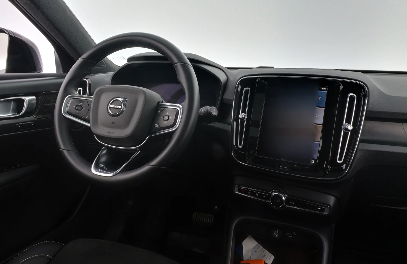 Car Image - 1C8BPQ1E1943FpjwwGCuce