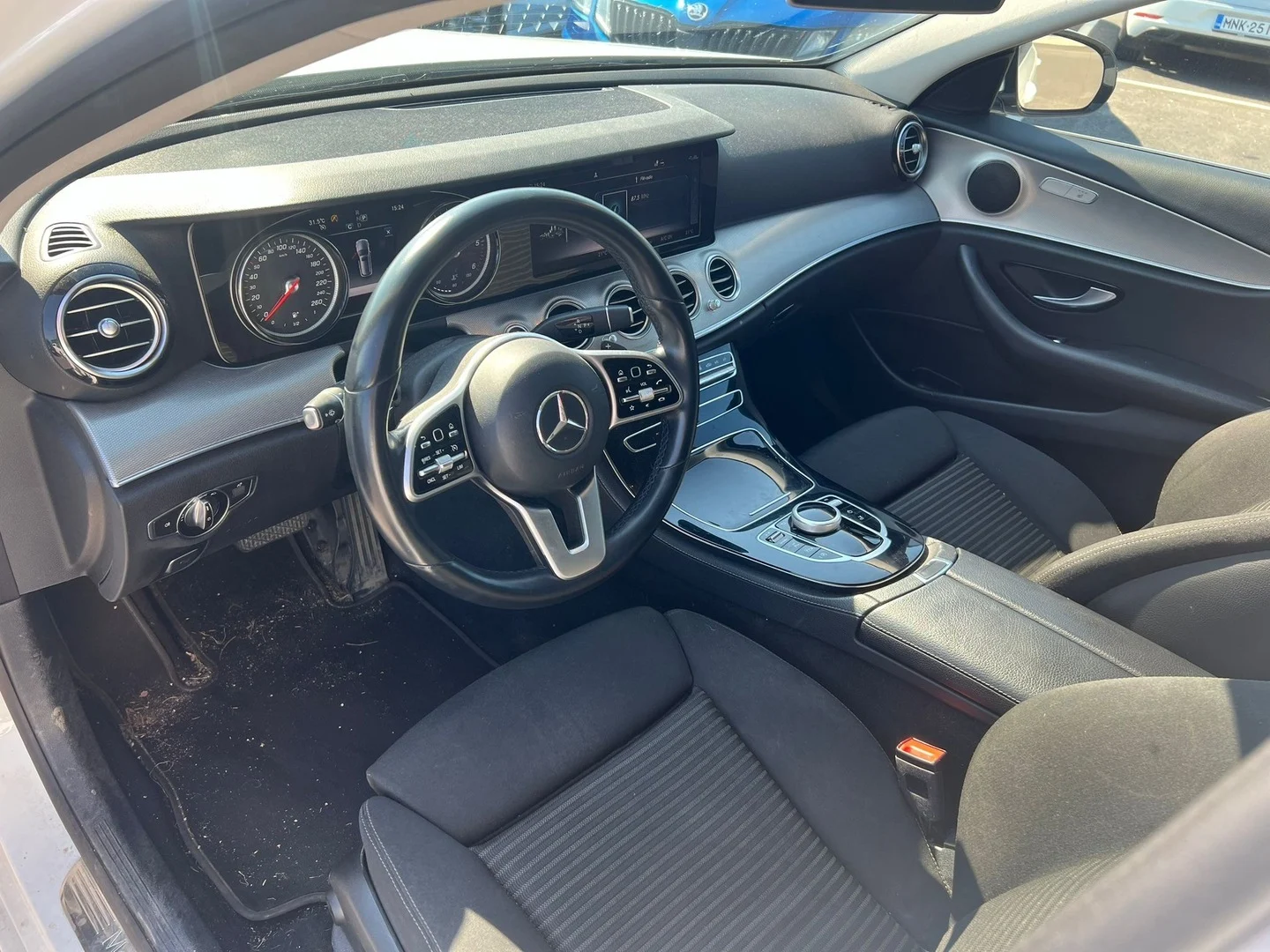 Car Image - 3TXM3YV4USddEhRAWKWVom