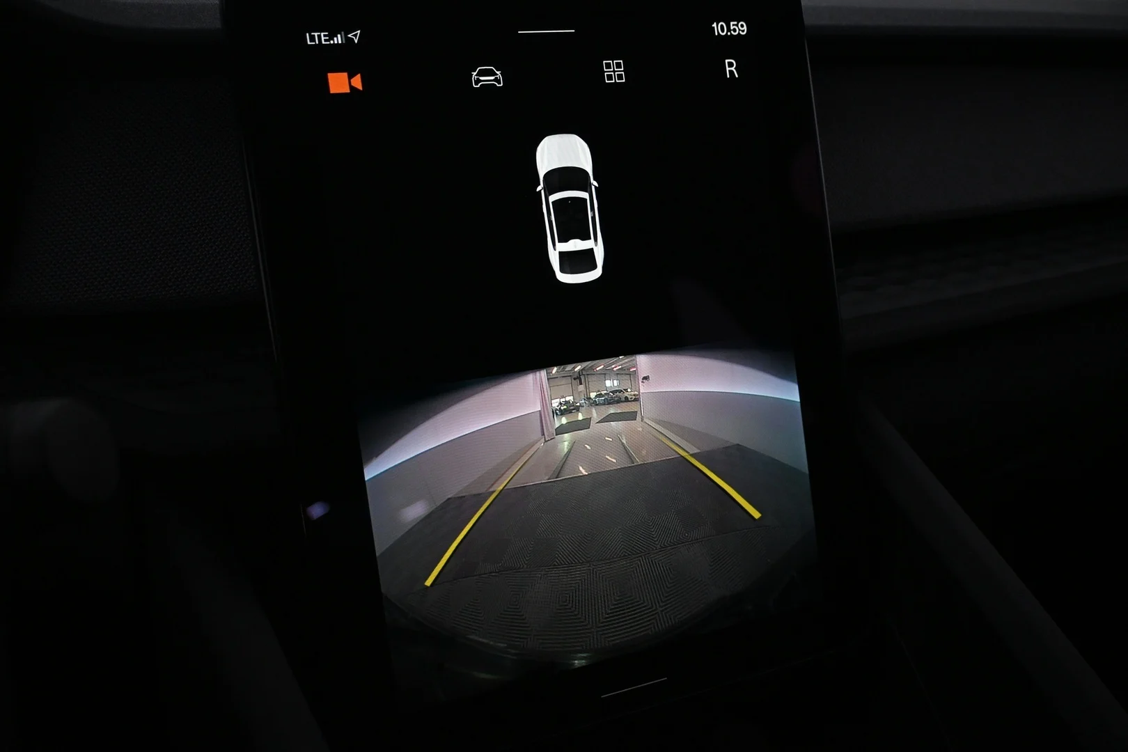 Car Image - 3R0DkSwNfRIe1rppvsNSxV