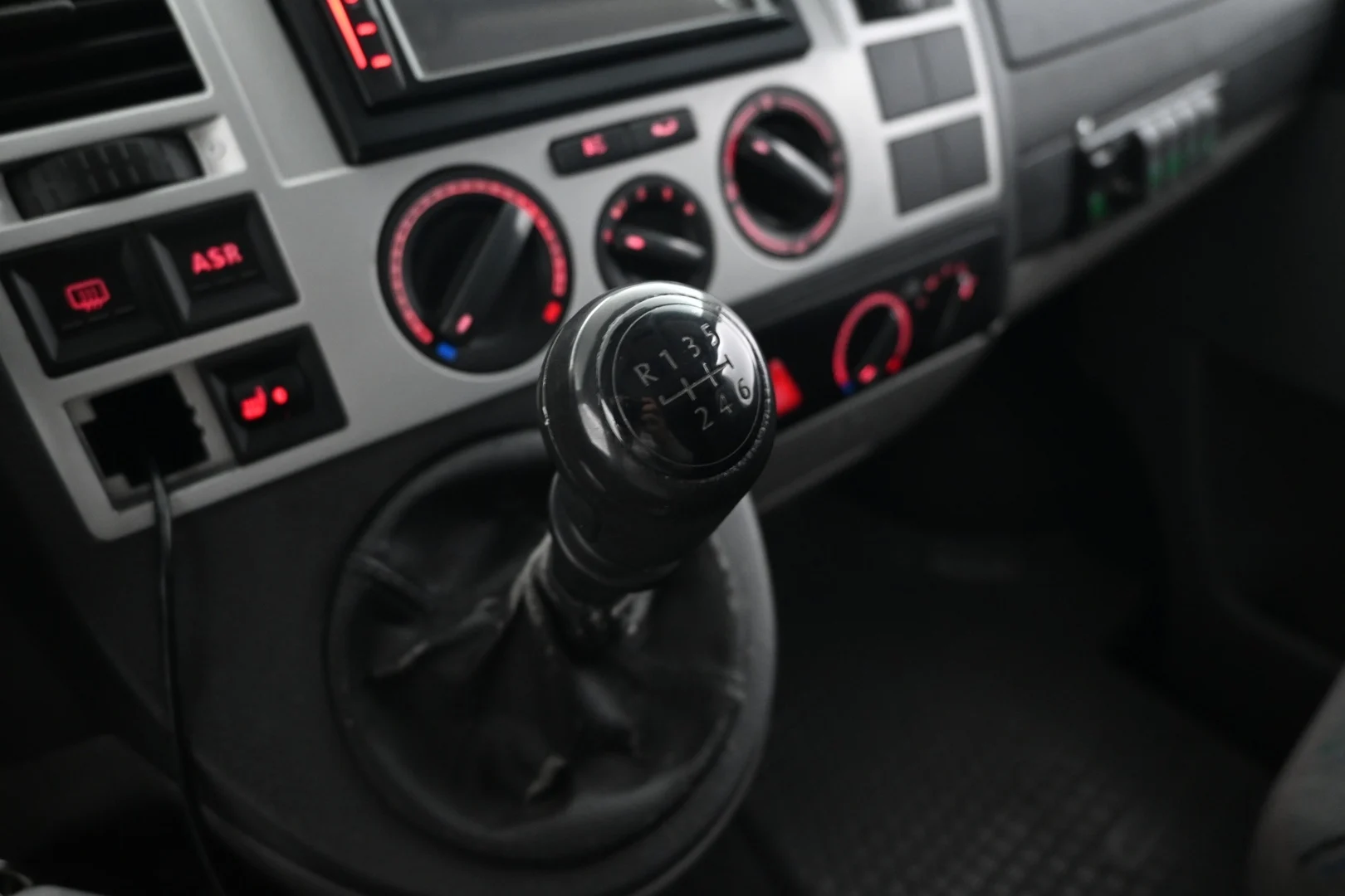 Car Image - 6P2ORH58YCqqdUK6oet6mA