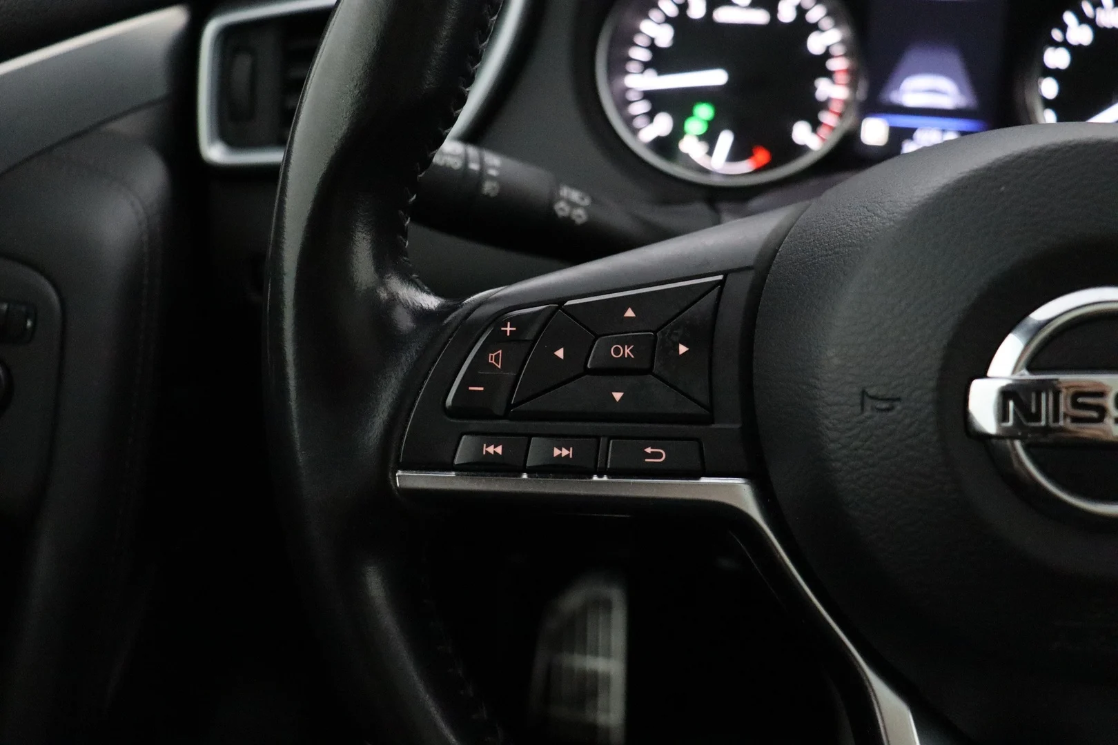 Car Image - 7OVnD0tLBvUkzTClWtUFw