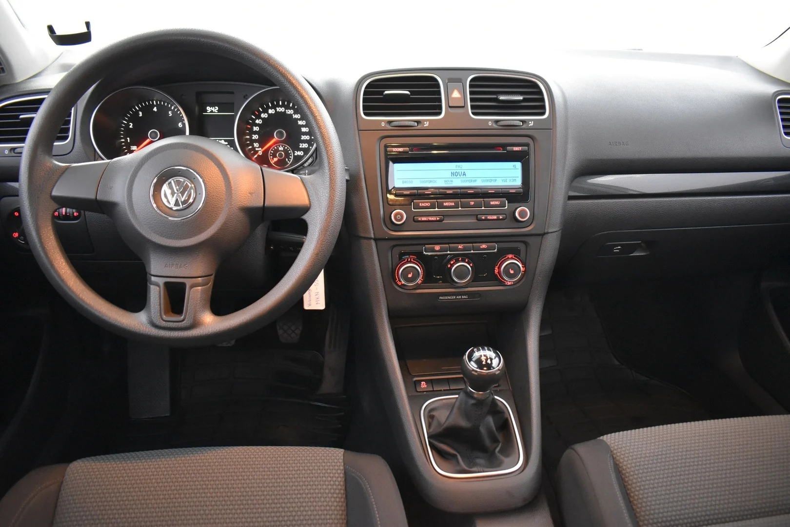 Car Image - 2zyiy1cli5QgAD4EVd4WIl