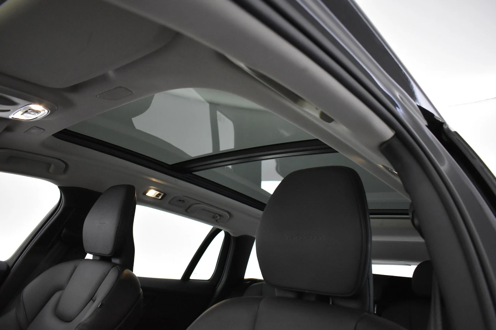 Car Image - 6JGLMe3lGI9E5AAqWEliLY
