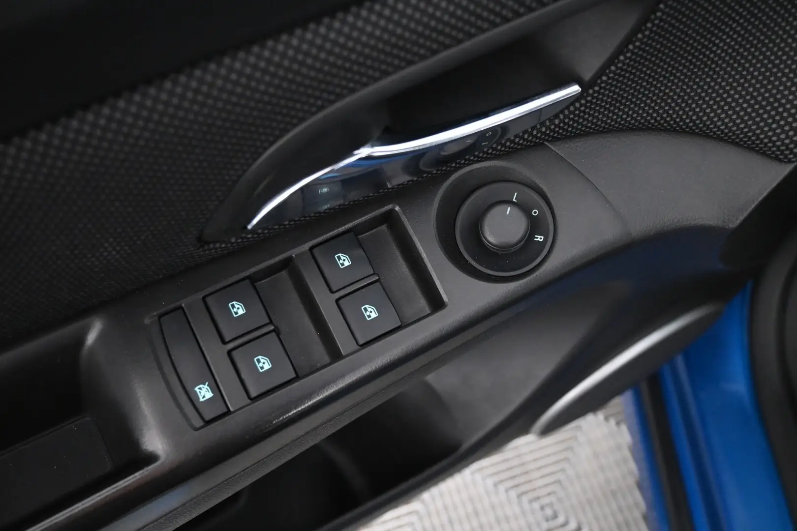 Car Image - yCn4Pn2T88Da9Fnkmt7YL
