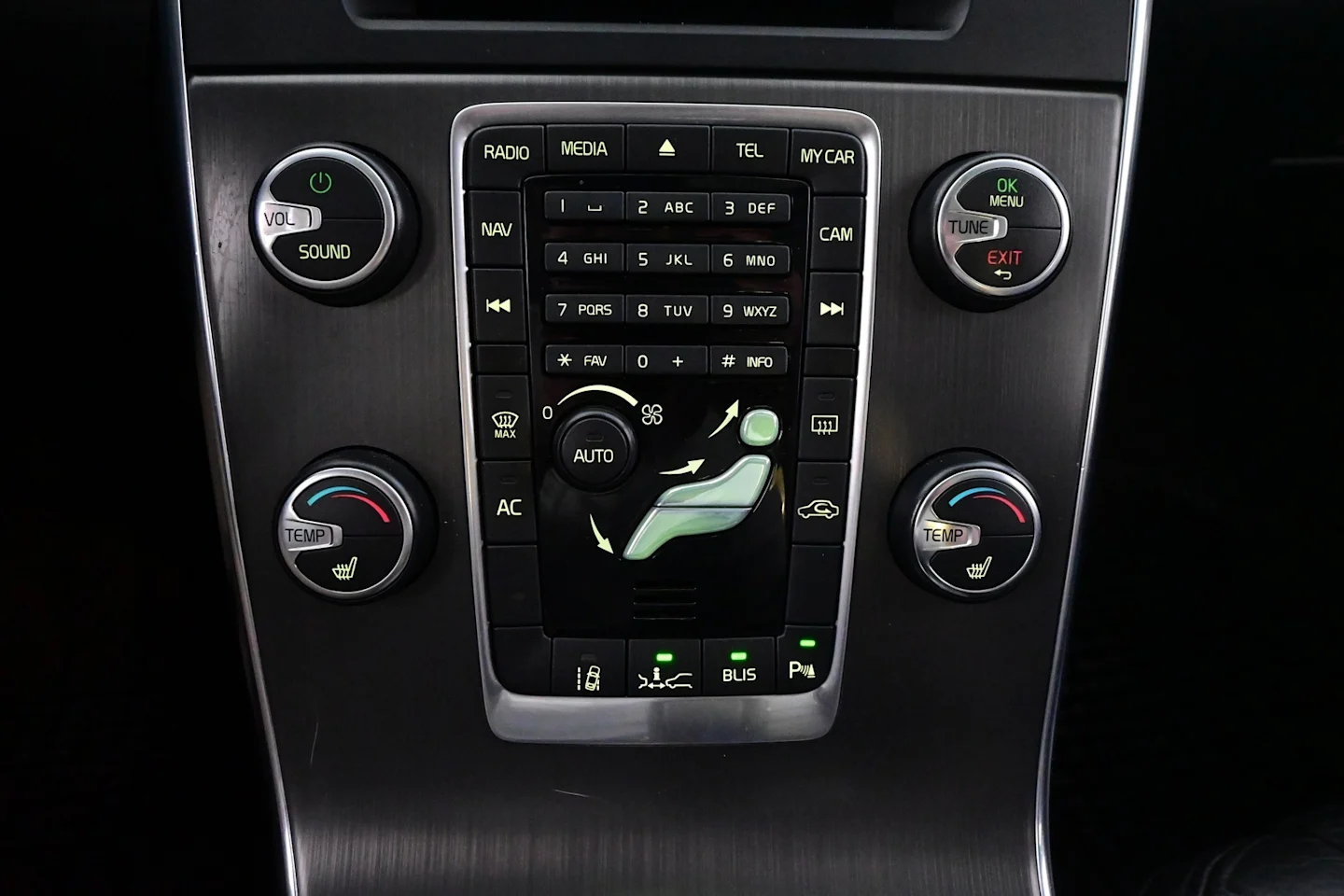 Car Image - 1H55PxkJiOo2zJN0CHLXNA