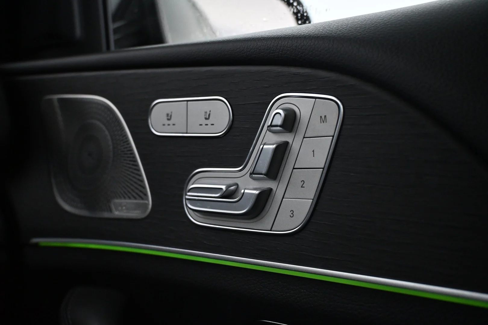 Car Image - 4zImpWYla667XCwQcETaGv