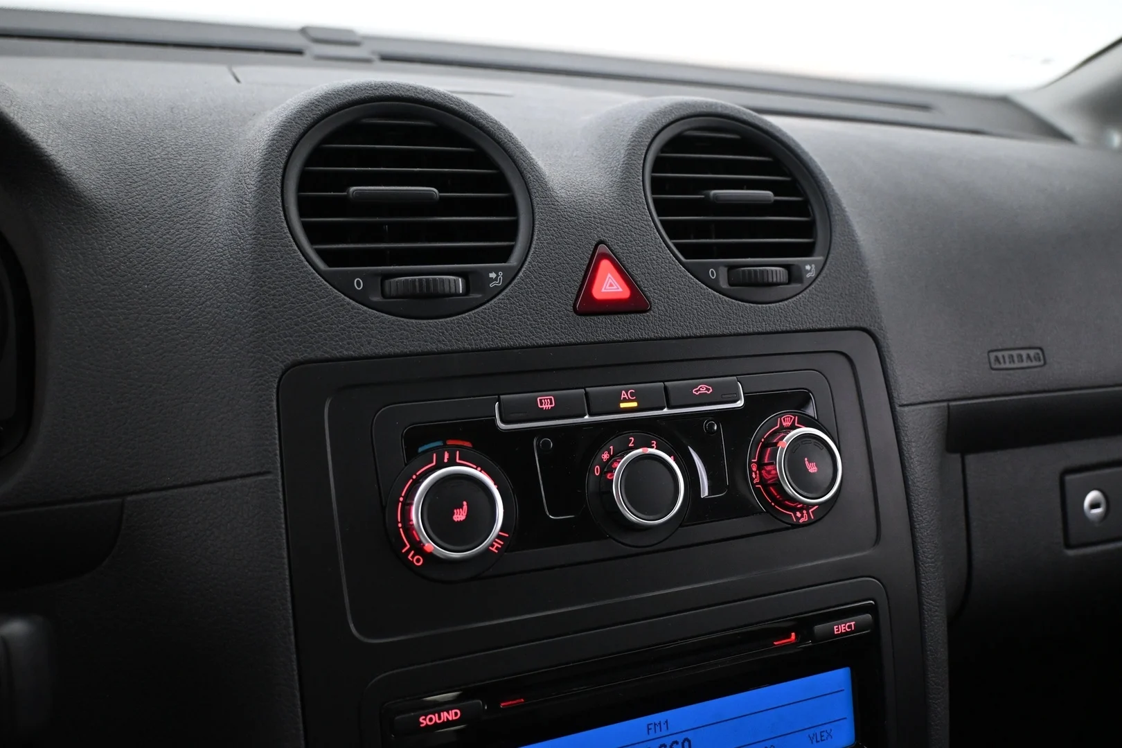 Car Image - 2oEKUcmhjYbNHp7bQhxWIT