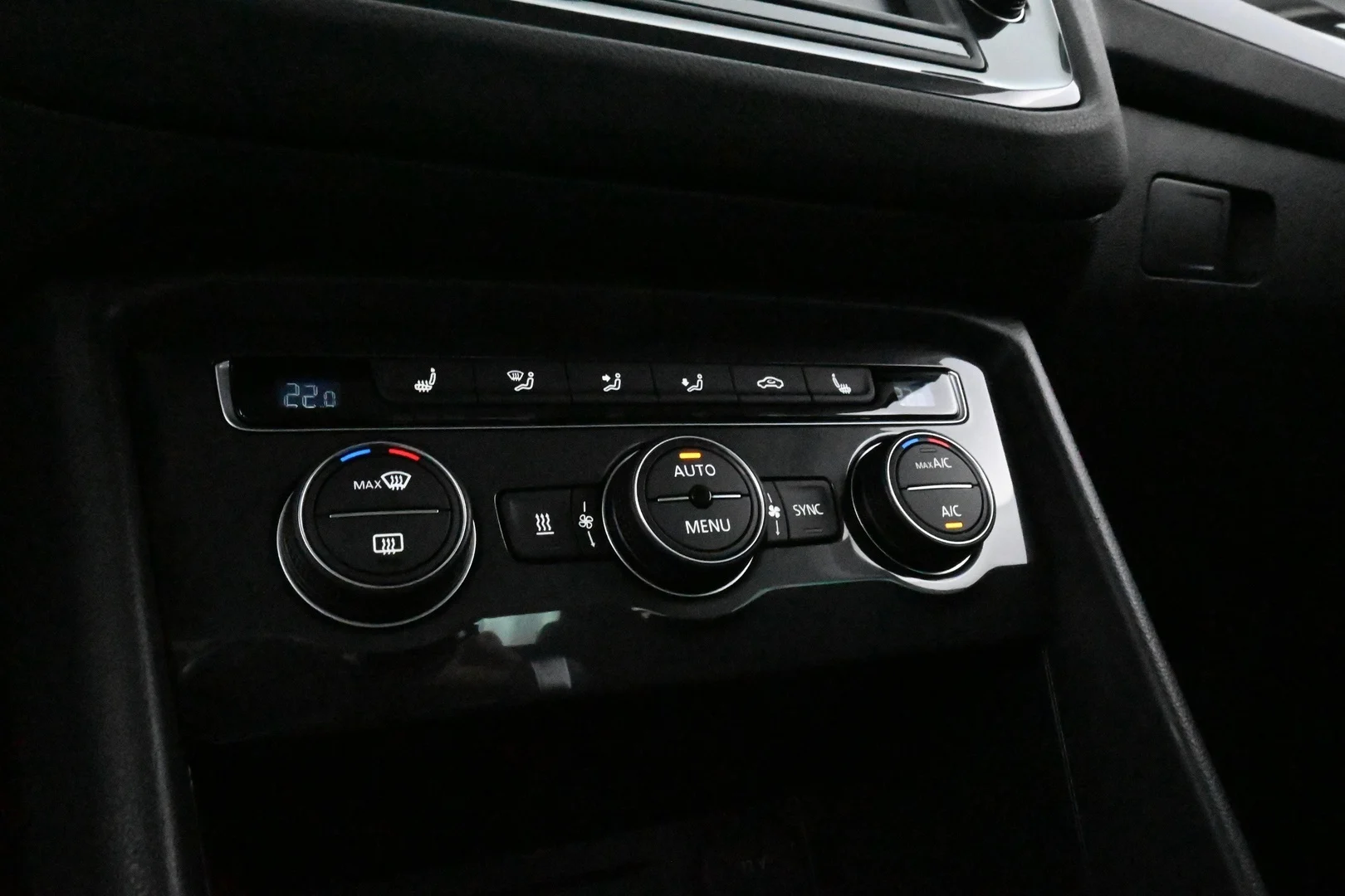 Car Image - 7roiZI2crZLgX8wKaUnJHG