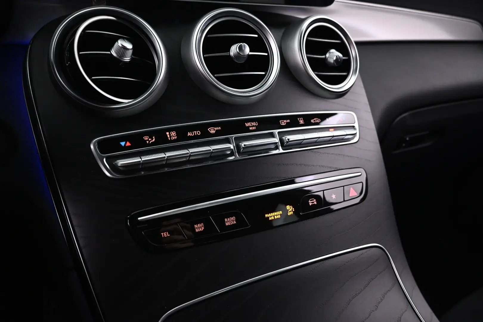 Car Image - 26r4CCzIWbsvgK97i25dRS