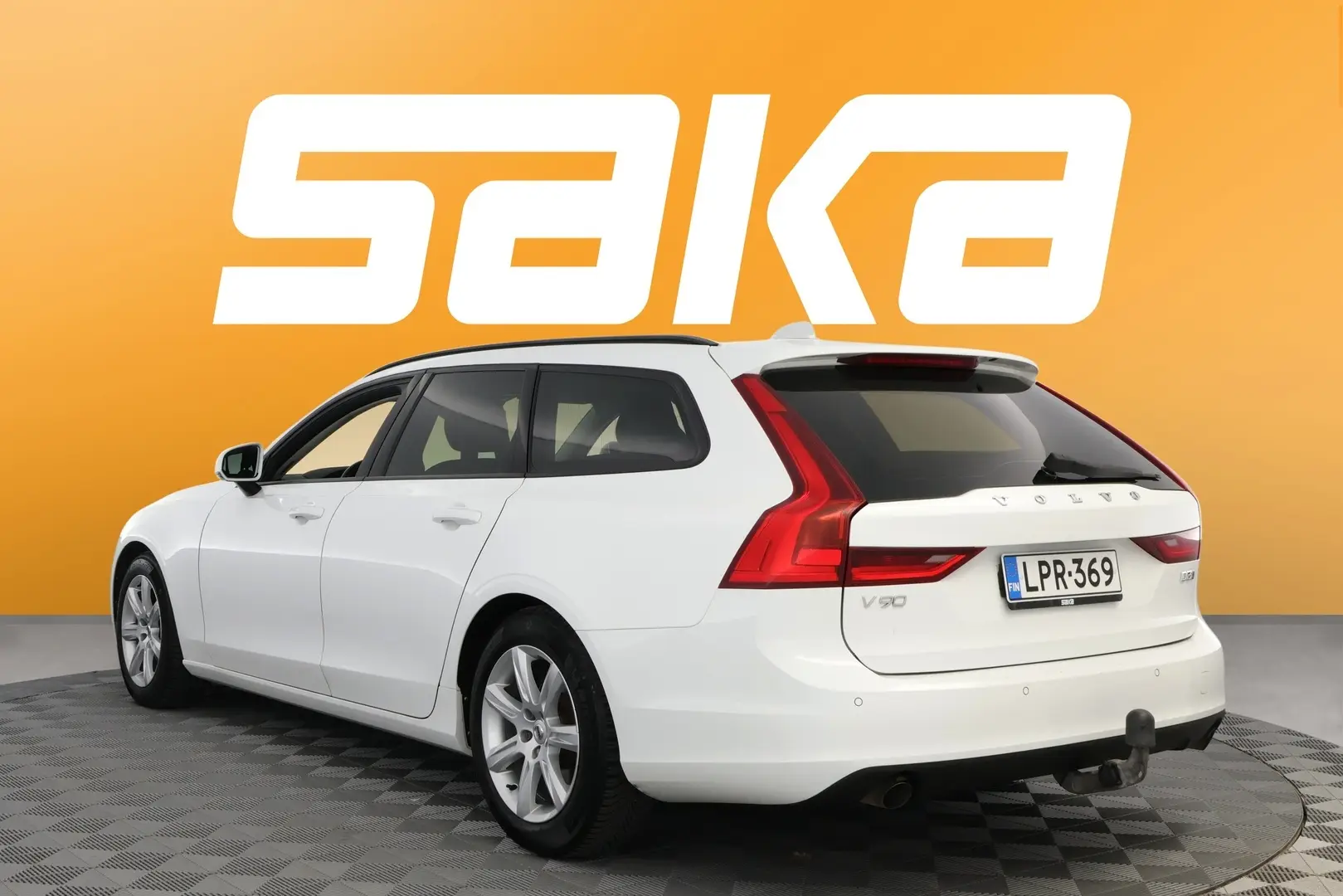 Car Image - 1lEqSXzGEwqiELnFJ6QOpJ