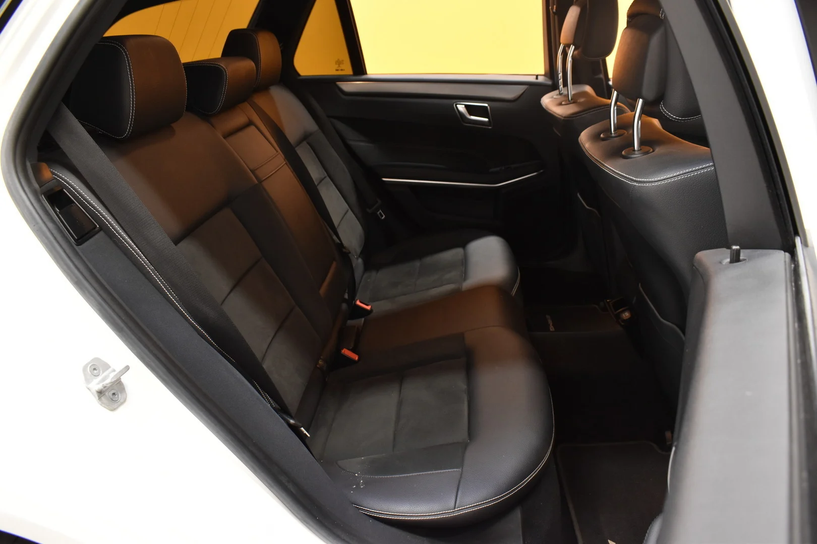 Car Image - Xn7Iyw1wUmYmHJIqaZakn