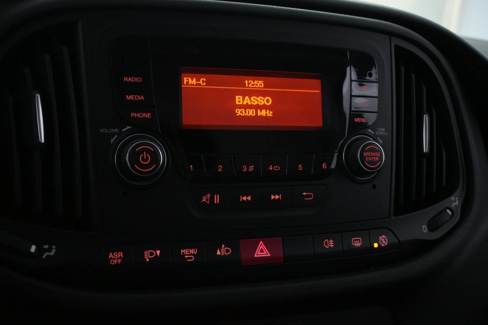 Car Image - 3yuKEUDqJwaX1gisduaBMl