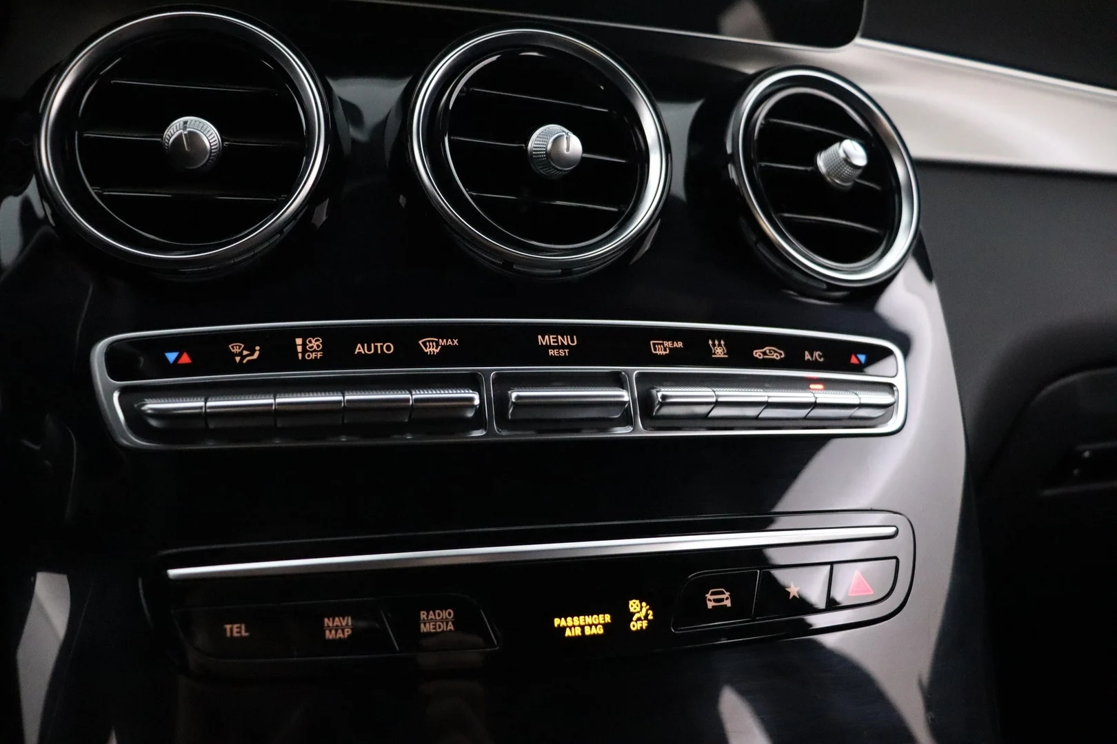 Car Image - 5w9LZoFWNB7K52XmV0aaDw