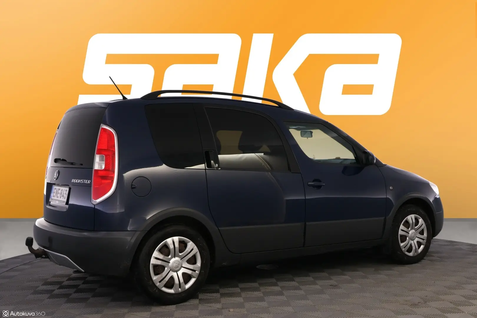 Car Image - 2fJD5CicCmYmO49Di7DwH